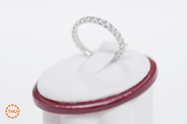 <iframe width="560" height="315" src="https://www.youtube.com/embed/WPni755-Krg" frameborder="0" allow="autoplay; encrypted-media" allowfullscreen></iframe>