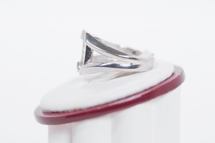 Princess Cut Invisible Setting Diamond Ring 18K White Gold